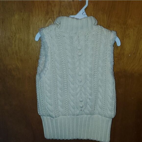 Sweater Vest   - Picture 3 of 5